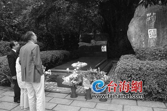 台湾清明节之墓价调查丰俭由人的台湾墓园