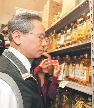 台主管部门清查市售食用油63件标示不符（图）