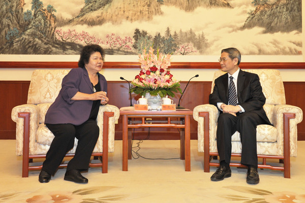 高雄市长陈菊：民进党中央鼓励她与张志军见面
