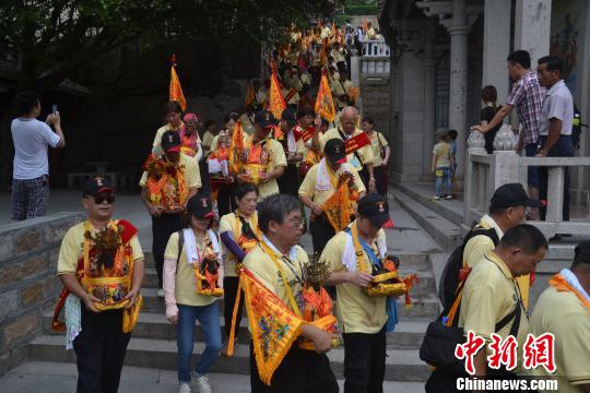 时隔200余年台湾民雄庆诚宫重回湄洲祖庙谒祖进香