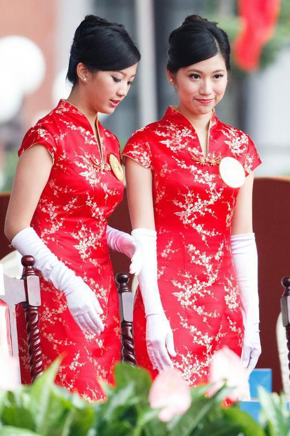 金钗在看台上确认最后流程