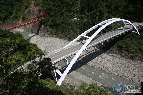 台湾桃园巴陵古道生态之旅 寻找历史踪迹