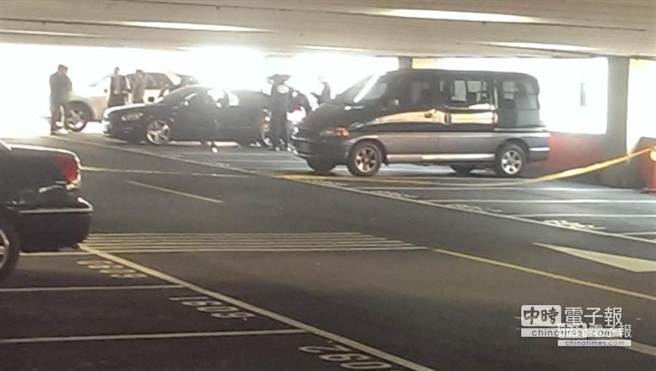 台北市峨眉停车场刚刚传出枪击案，2名男子被人发现陈尸轿车旁，疑似黑道寻仇