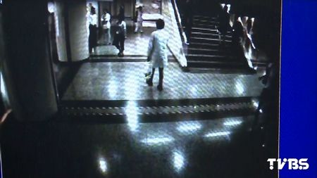 台大医院出现割衣怪客？警方调出“电眼”查无可疑人