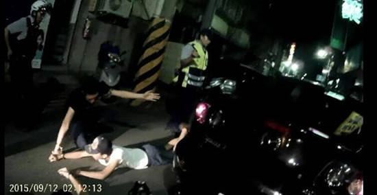 台湾20名恶少凌晨火拼警方开14枪围捕（图）