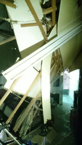 高雄市美浓区6日清晨3时57分发生地震，嘉义市友孝路一户民宅天花板坍塌。