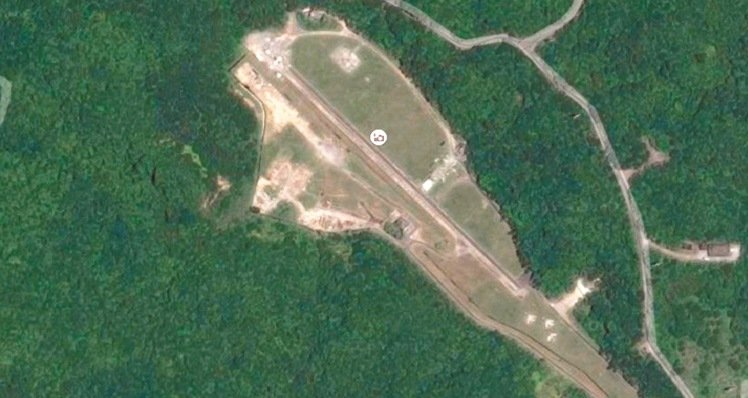 卫星地图曝光两处台军秘密机场？ 台官方否认。（图片来源：台湾《联合报》）