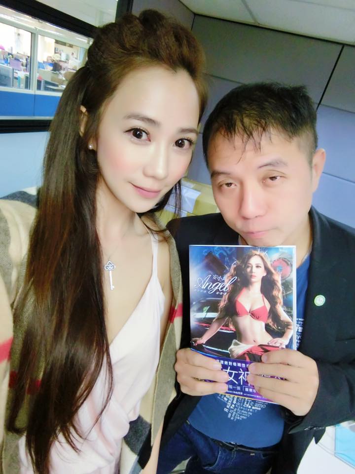 揭秘台湾最性感女车手:火辣身材完爆柳岩