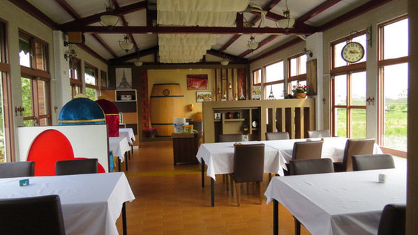 蔡英文昨中午用餐的卡卡松法式料理餐厅内部摆设。（图片来源：台湾《联合报》）