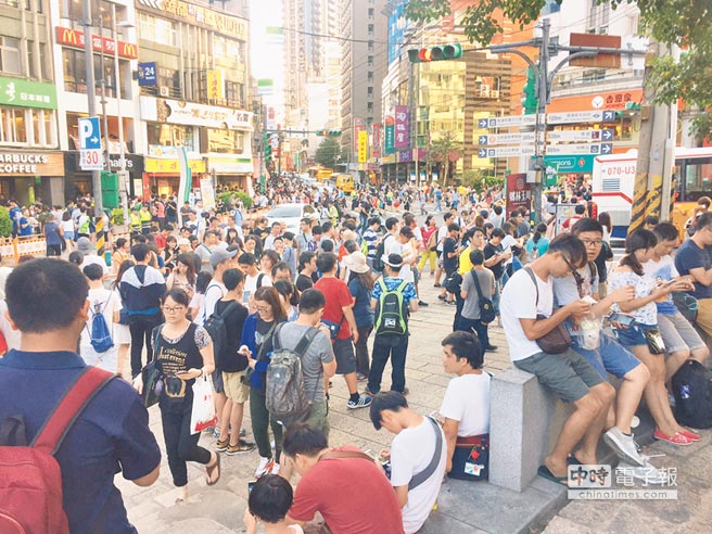 大陆崛起台湾在内斗中衰落 台学者鼓励民众赴陆寻机会