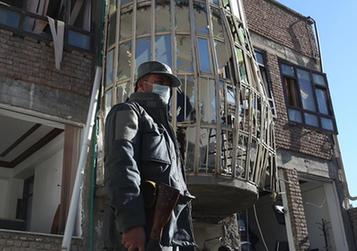 （国际）（1）阿富汗首都发生自杀式爆炸袭击逾70人死伤