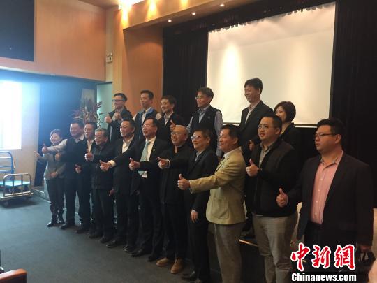 金门县长杨镇浯拜访厦门台协谈“四通”：“能通快通”