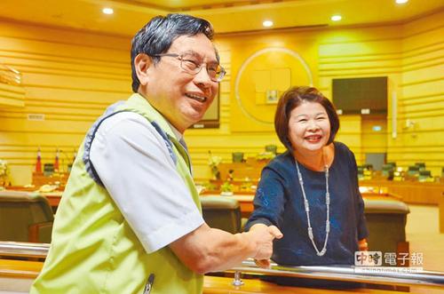 台湾15县市长串联反核灾食品输台,对抗蔡当局暴政。(图片来源:台湾《中时电子报》)
