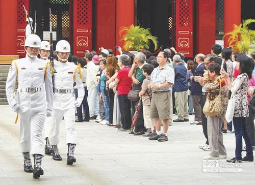 十一出游潮席卷全世界 这份